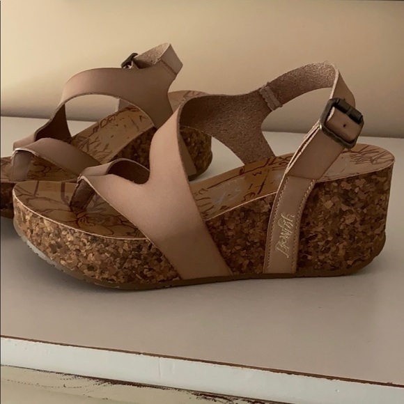 Blowfish wedged Sandal - Picture 4 of 5